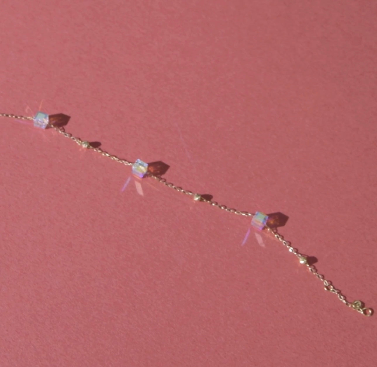 Gourmette en Or 18k avec des Pierres Crystal