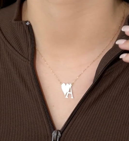 Collier '' Lettre D'amour '' en Or 18k