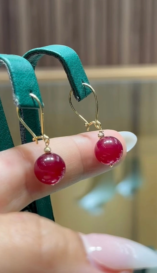Boucles D'oreilles VALORA en Or 18k Avec Une Pierre Ruby Naturelle